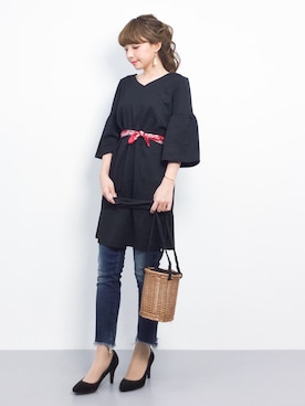 「Ungrid（アングリッド）のインディゴフレイドヘムストスリ（デニムパンツ）」を使った、ayumi  sato さん（レディース・155cm）の春コーディネート