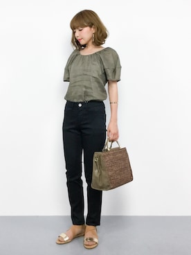 「LEPSIM（レプシィム）の【日々アイテム】ストレッチムジスリムパンツ17FW　762936（その他パンツ）」を使った、ayumi  sato さん（レディース・155cm）の夏コーディネート