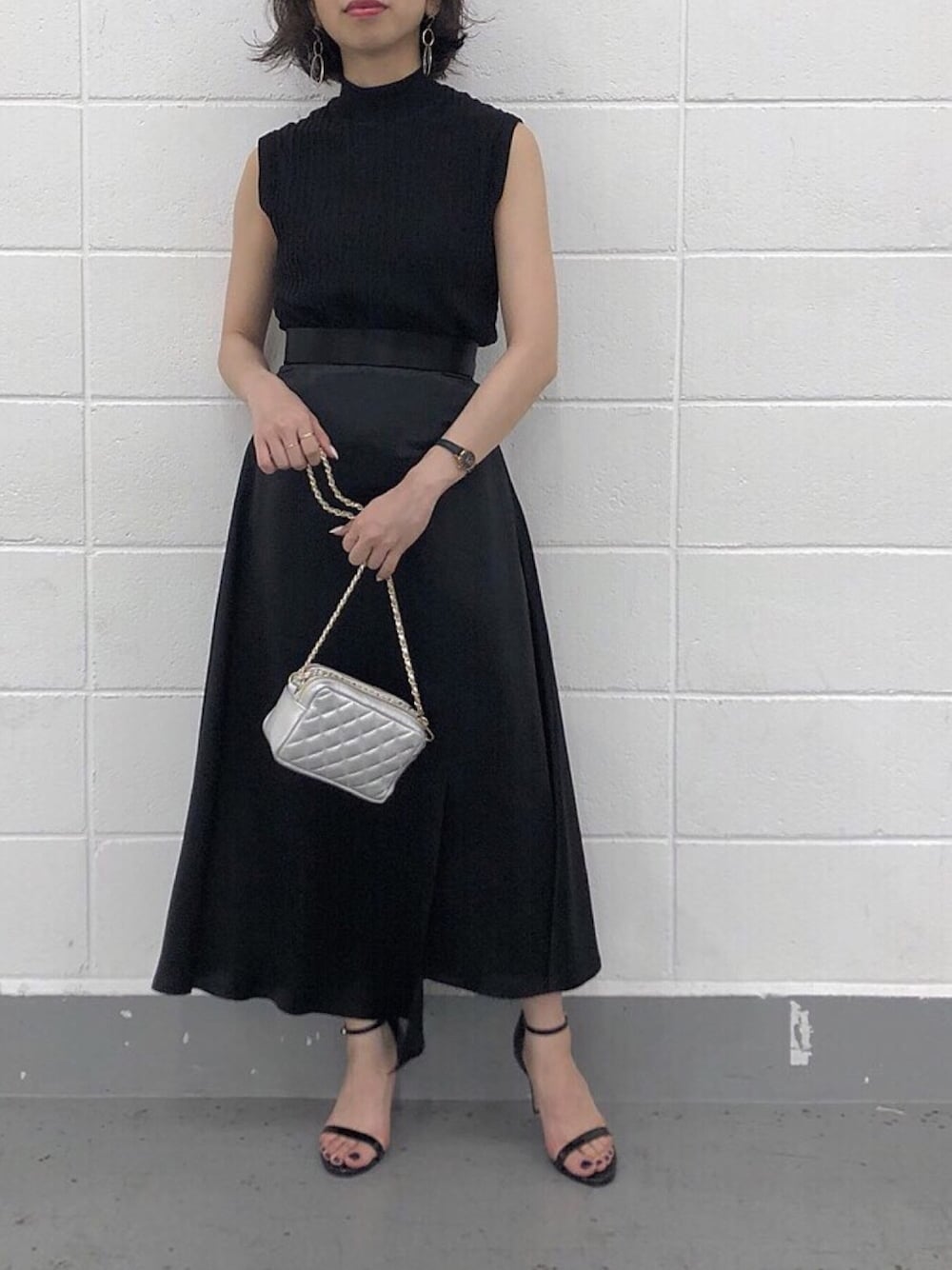 【新品未使用】ラウンジドレス　ノースリニット LOUNGEDRESS（ラウンジドレス）の「リブノースリーブニット
