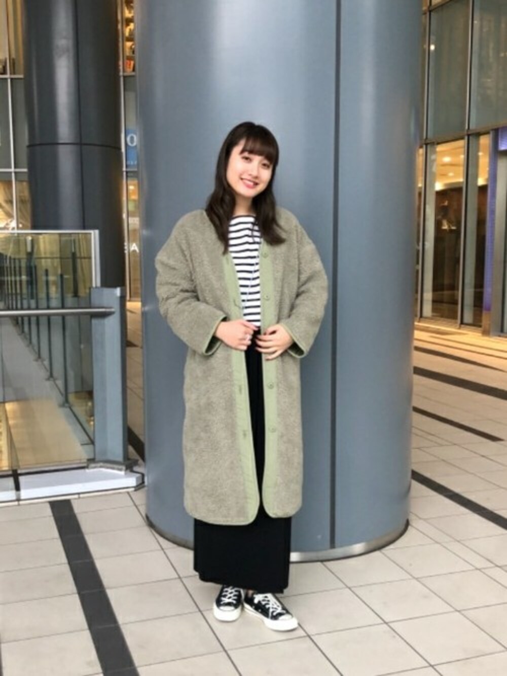 「キルティング、モダン、WRAPINKNOT、alphaindustries、ボアコート」｜「BEAMS LIGHTSのALPHA INDUSTRIES / 別注 リバーシブル ボア キルティングコート（その他アウター、グリーン系）」を使った、BEAMS LIGHTS Women'sさん（レディース・172cm）の冬コーディネートの1枚目の写真