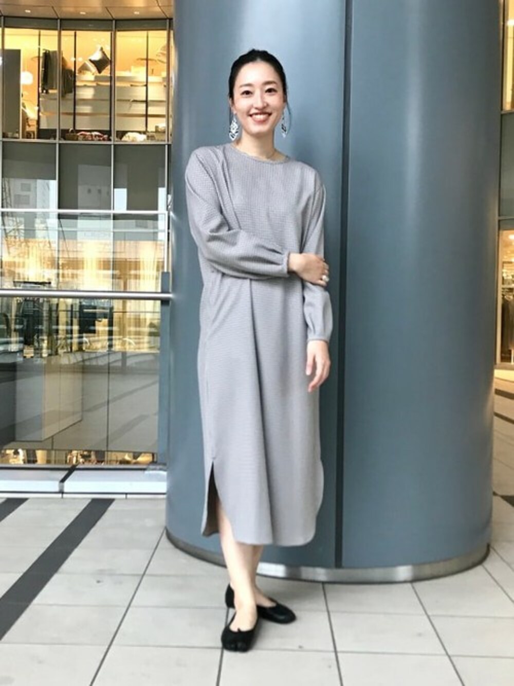 「チェック、ワンピース、千鳥柄、モダン」｜「BEAMS LIGHTSのBEAMS LIGHTS / 手洗い可能 チドリ チェック ワンピース（ワンピース、ベージュ系）」を使った、BEAMS LIGHTS Women'sさん（レディース・162cm）の冬コーディネートの1枚目の写真
