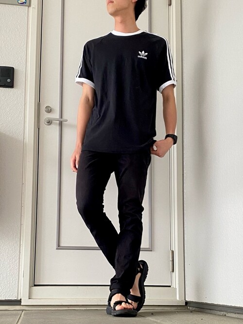 Adidas アディダス のtシャツ カットソーを使った人気ファッションコーディネート Sciaky