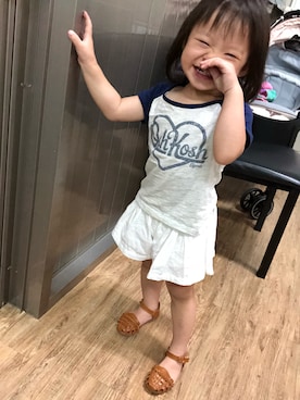 「OSHKOSH（オシュコシュ）のアイテム（トップス）」を使った、Rainy Gungさん（キッズ・90cm）の夏コーディネート