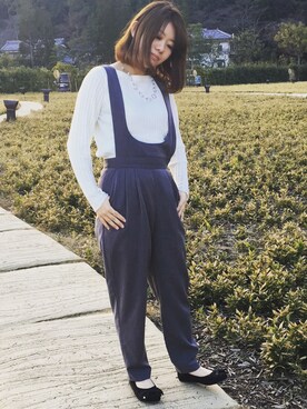「CECIL McBEE（セシルマクビー）のアイテム（サロペット/オーバーオール）」を使った、Rina Nakaguroさん（レディース・155cm）の冬コーディネート