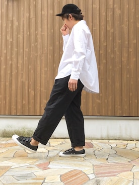 「H&M（エイチ・アンド・エム）のアイテム（シャツ/ブラウス、ホワイト系）」を使った、タイへーさん（メンズ・170cm）の春コーディネート