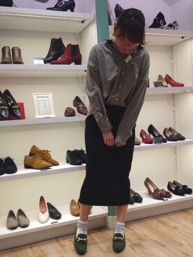 「アイテム（ローファー、グリーン系）」を使った、musashikosugiさん（レディース・160cm）の秋コーディネート