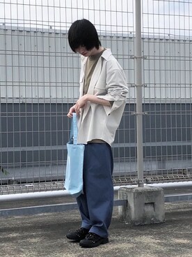 「JUNRED（ジュンレッド）のアイテム（トートバッグ）」を使った、カズヤさん（メンズ・170cm）の春コーディネート