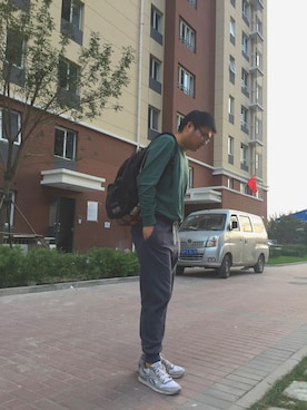 「Reebok（リーボック）のアイテム（アクセサリー）」を使った、包健HouKenさん（メンズ・181cm）の冬コーディネート