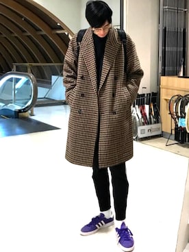 「BEAUTY&YOUTH UNITED ARROWS」｜「アイテム（チェスターコート）」を使った、よっしーDAKARAツイスターズ証券吉村さん（メンズ・185cm）の冬コーディネート