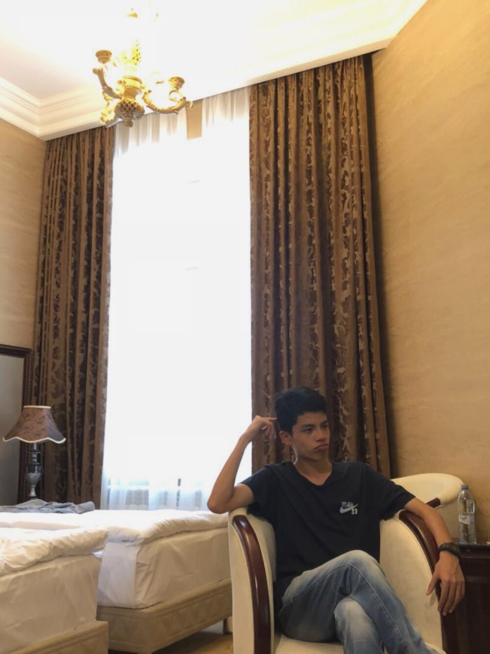 「St.Petersburg」｜「NIKE SBのアイテム（Tシャツ/カットソー、ブルー系）」を使った、CWCJWさん（メンズ・173cm）の夏コーディネートの1枚目の写真