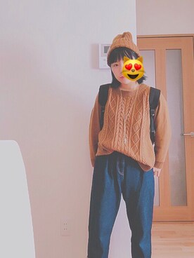 「GU（ジーユー）のアイテム（ニットキャップ/ビーニー、イエロー系）」を使った、ｍｉ☁️さん（レディース・150cm）の冬コーディネート