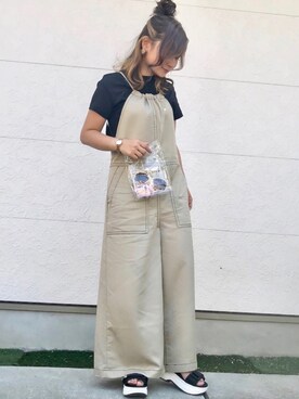 「GUコーデ」｜「アイテム（音楽/本・雑誌）」を使った、Taiyou（たいよう）さん（レディース・152cm）の春コーディネート