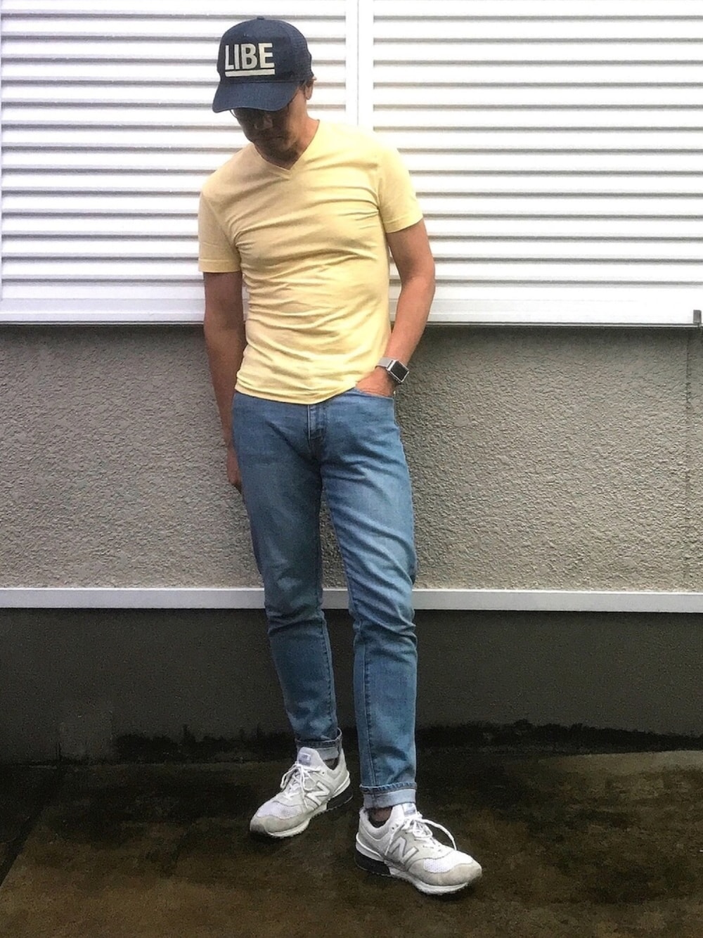 「シンプルコーデ、休日スタイル、zozoデニム、H&M、夏だ！Tシャツ着よう！、オトナカジュアル、スキニーデニム、Tシャツ、夏コーデ、キャップ」｜「LIBEのアイテム（キャップ、ブルー系）」を使った、joekoolさん（メンズ・174cm）の夏コーディネートの1枚目の写真