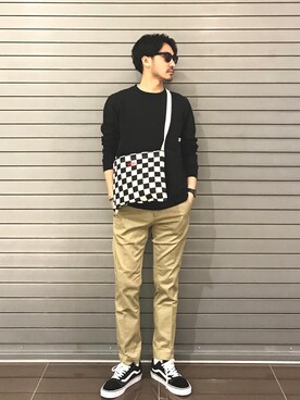 「VANS（バンズ）のアイテム（バッグ）」を使った、おがしょーさん（メンズ・178cm）の冬コーディネート
