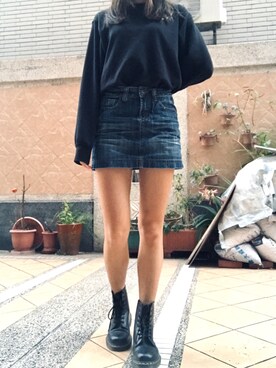 「Dr. Martens（ドクターマーチン）のDr.ﾏｰﾁﾝ　1460　8ホール（ブーツ）」を使った、iris🍃さん（レディース・171cm）の冬コーディネート