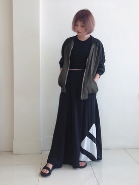 李西蒂さんのコーディネート