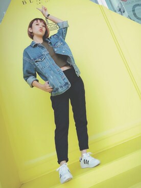 李西蒂さんのコーディネート