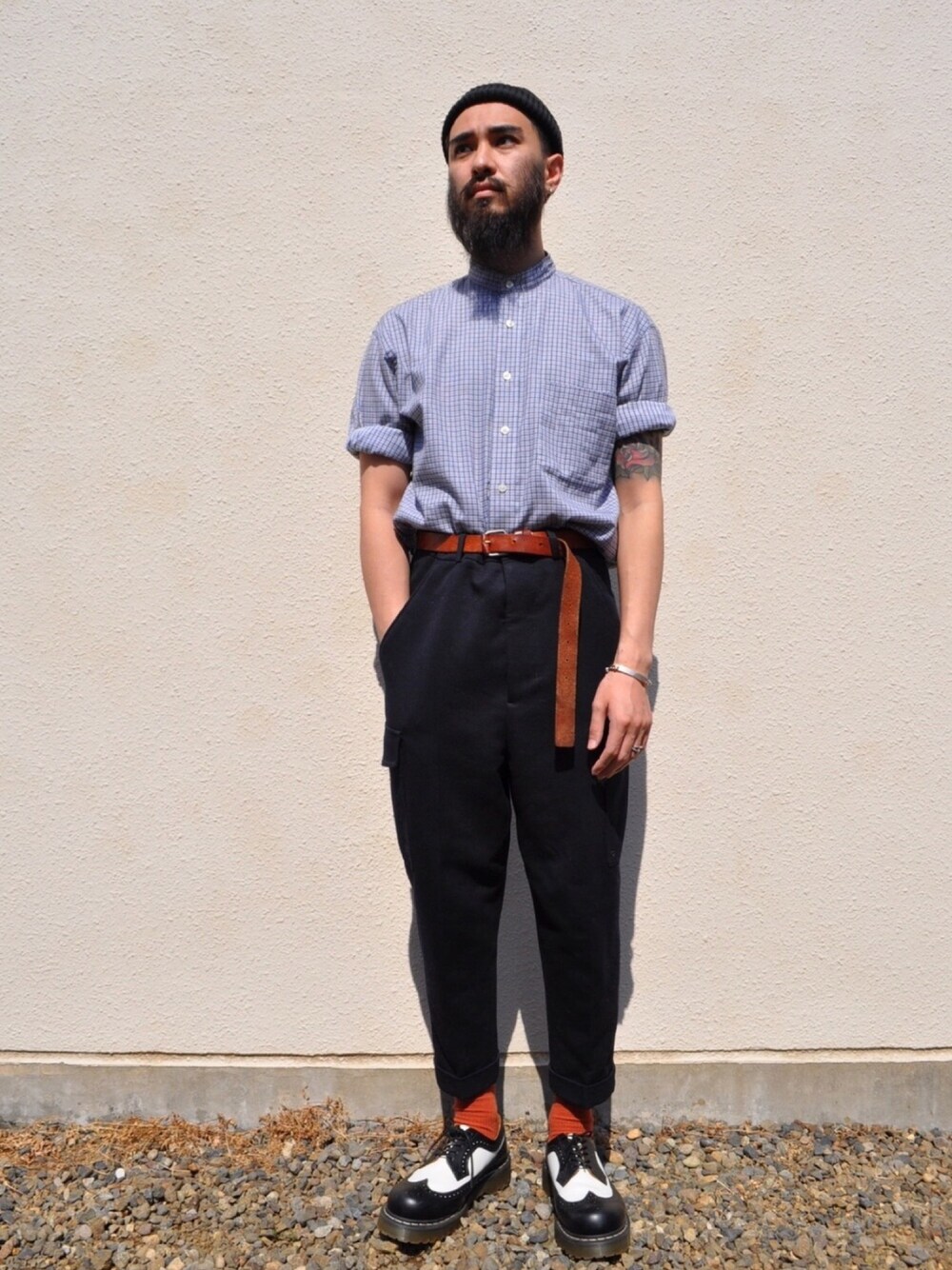 「シャツスタイル、春コーデ、YVES SAINT LAURENT、ootd、ストリート、おしゃれさんと繋がりたい、テーパードパンツ、ネイビー、Dr.Martens、amialexandremattiussi」｜「VINTAGEのアイテム（シャツ/ブラウス、ブルー系）」を使った、polarnightlibraryさん（メンズ・174cm）の春コーディネートの1枚目の写真
