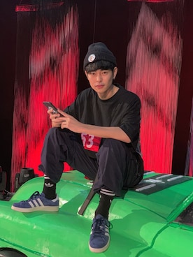 「RIPNDIP（リップンディップ）のアイテム（帽子）」を使った、Fumiya Sankaiさん（メンズ・169cm）の秋コーディネート