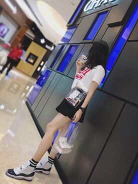 「NIKE(ナイキ)のアイテム(ショルダーバッグ)」を使った、睡不醒的鱼小姐さん(レディース・166cm)の秋コーディネート