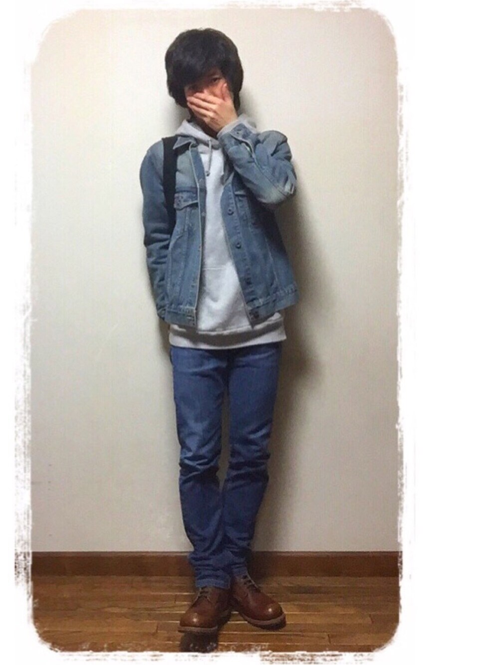 「古着MIX、シンプルコーデ、デニムパンツ、スウェット、春コーデ、デニム、ドラフトリーバイス、アメカジ、stussy、デニムジャケット」｜「no brandのアイテム（デニムジャケット、ブルー系）」を使った、あしゅんさん（メンズ・172cm）の冬コーディネートの1枚目の写真