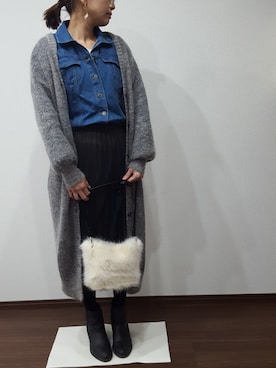 「SMELLY（スメリー）のアイテム（ピアス（両耳用））」を使った、midoさん（レディース・164cm）の冬コーディネート