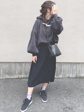 「VANNIE U（ヴァニーユー）のVANNIE U　たぽ袖ロゴアシメパーカー（パーカー、グレー系）」を使った、pyon＊さん（レディース・153cm）の春コーディネート
