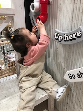 「NET（ネット）のアイテム（サロペット/オーバーオール）」を使った、ＨＡＮＮＡさん（キッズ・70cm）の秋コーディネート