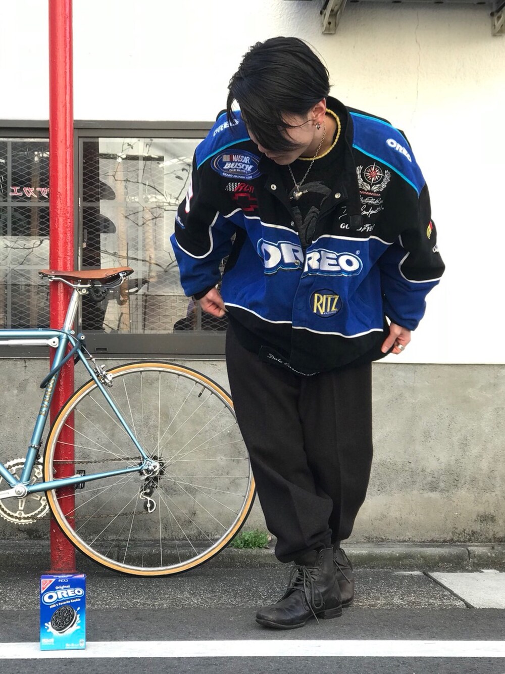 「Oreo、お洒落さんとつながりたい、古着コーデ、2018、冬コーデ、派手、可愛い、ootd、ストリート」｜「MIHARAYASUHIROのアイテム（ブーツ、ブラウン系）」を使った、お天気かいせーさん（メンズ・168cm）の冬コーディネートの1枚目の写真