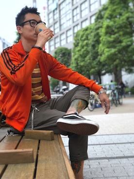 「adidas（アディダス）のアイテム（ノーカラージャケット）」を使った、Lai Chi Keeさん（メンズ・175cm）の春コーディネート