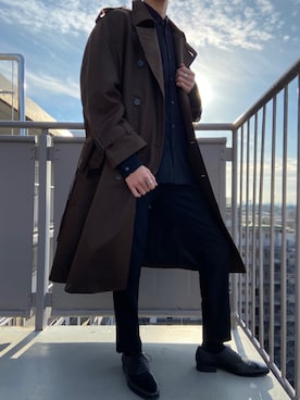 「neos（ネオス）のアイテム（トレンチコート）」を使った、yusukeさん（メンズ・182cm）の冬コーディネート
