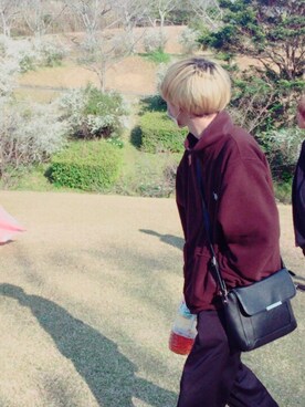 「アイテム（その他トップス、ブラウン系）」を使った、冴享さん（メンズ・170cm）の秋コーディネート