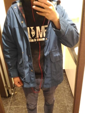「WOOLRICH（ウールリッチ）のアイテム（マウンテンパーカー）」を使った、bakky12さん（メンズ・175cm）の春コーディネート