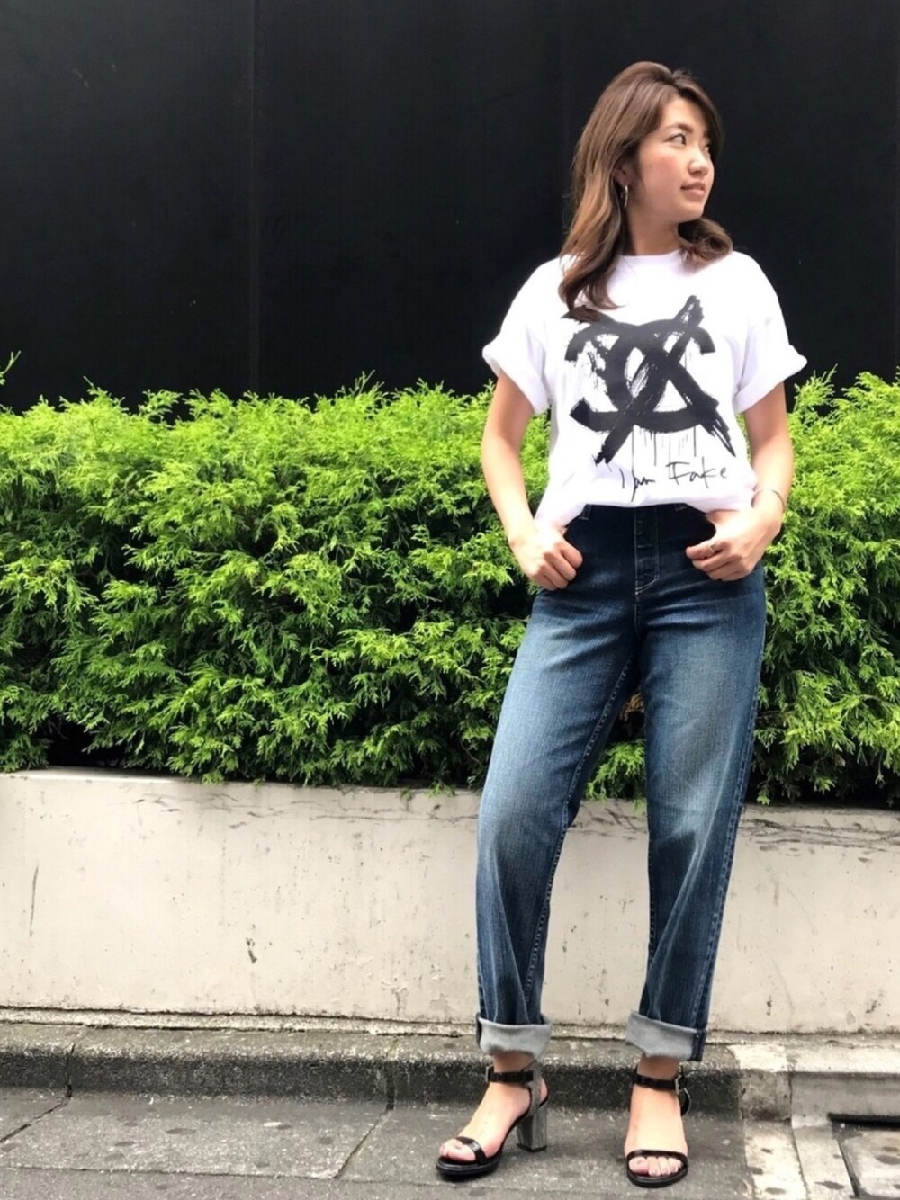 Ito Tomomiさんの「Kare/ME（カーミー）FAKE C Tシャツ（B'2nd）」を使ったコーディネート
