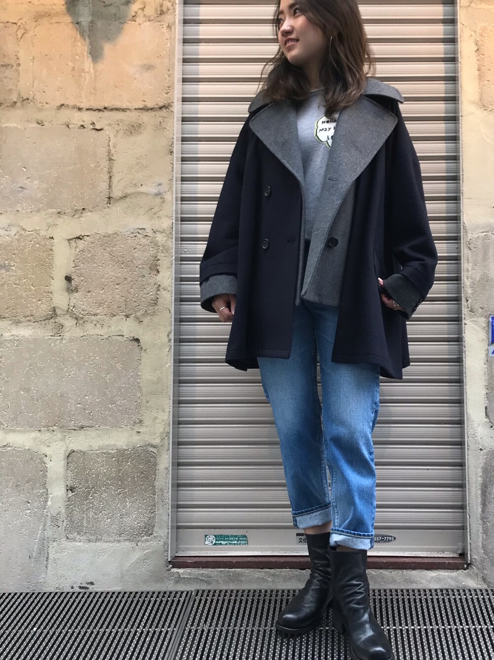 「Yasutoshi EzumiのYasutoshi Ezumi（ヤストシエズミ）カラー別注Wコート（その他アウター、ブルー系）」を使った、Ito Tomomiさん（レディース・160cm）の秋コーディネートの1枚目の写真