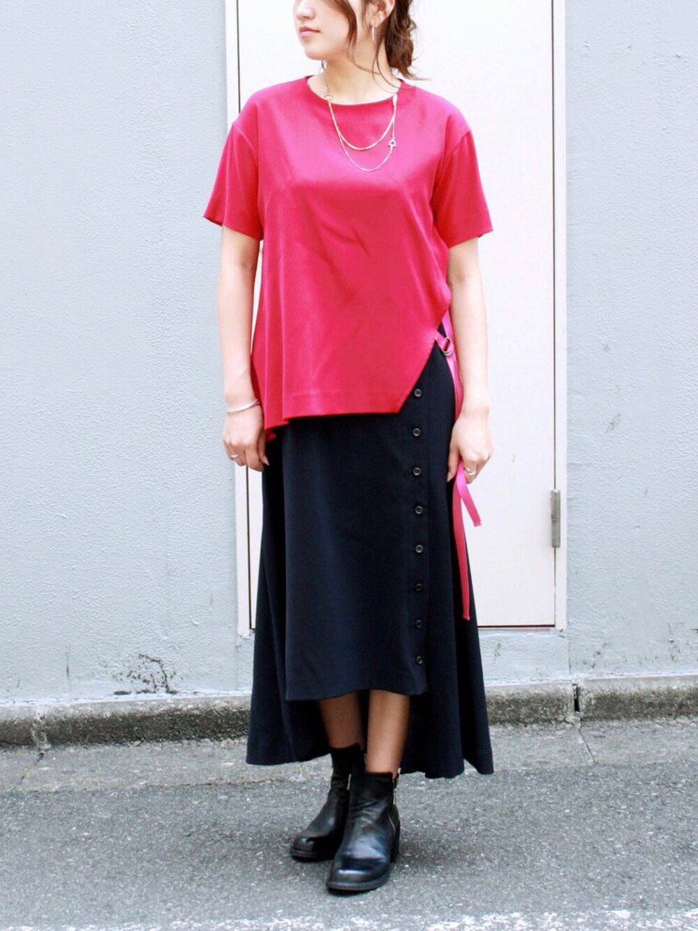 「EZUMI、OFFICINE CREATIVE、B2nd、b2nd新宿、別注ワンピース」｜「EZUMiのアイテム（ワンピース/ドレス、ピンク系）」を使った、Ito Tomomiさん（レディース・160cm）の夏コーディネートの1枚目の写真