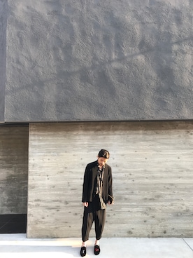 「ISSEY MIYAKE（イッセイミヤケ）のアイテム（ノーカラージャケット）」を使った、kinkonさん（メンズ・165cm）の春コーディネート
