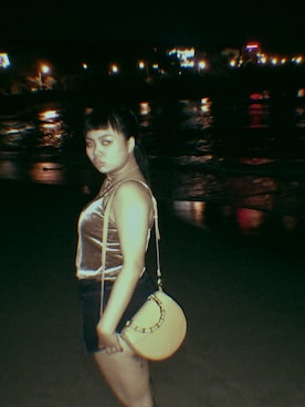 「abbot vintageのアイテム（ショルダーバッグ、オレンジ系）」を使った、Yen Tzuさん（レディース・153cm）の秋コーディネート