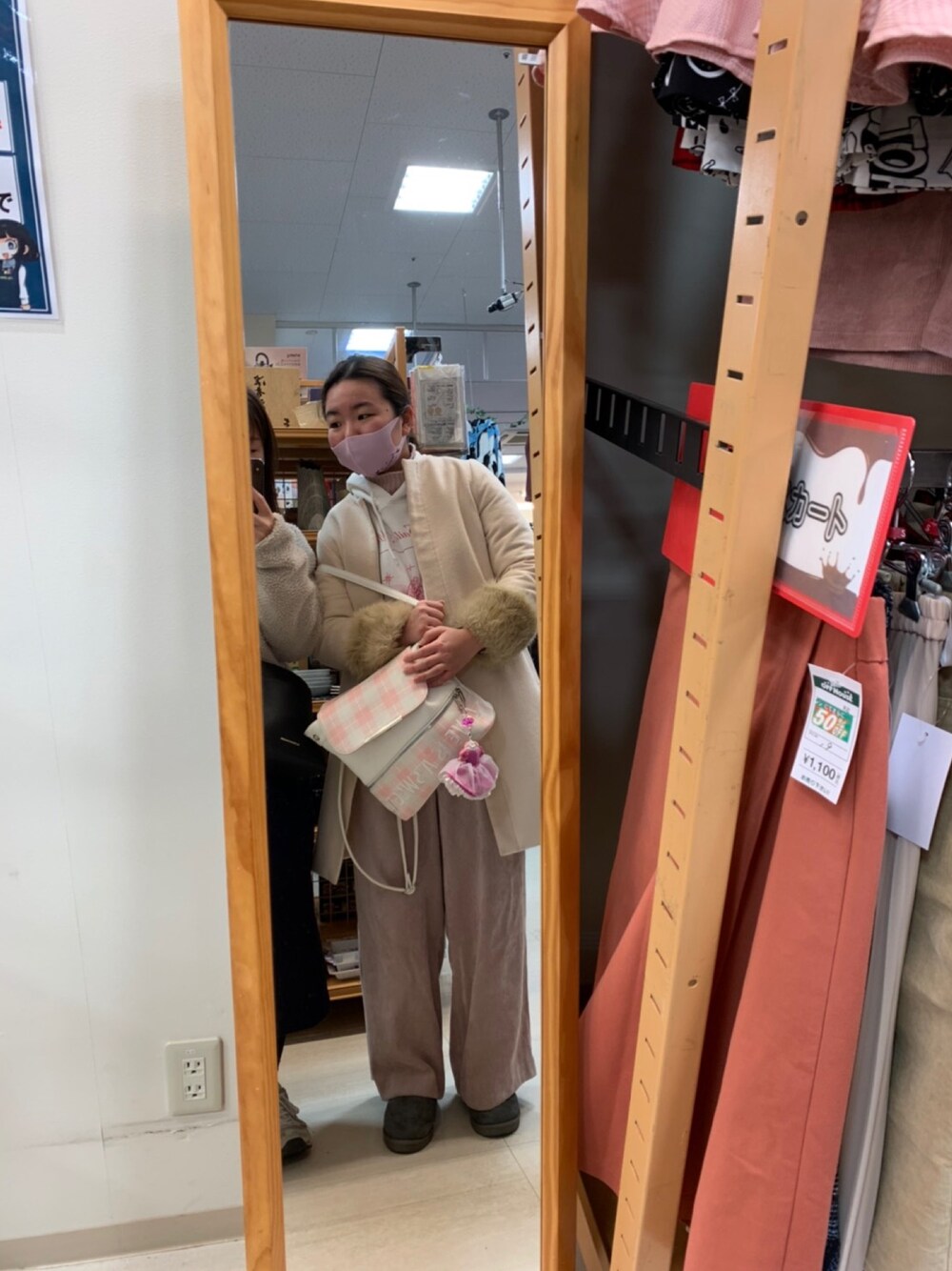 「GUのアイテム（ノーカラーコート、ベージュ系）」を使った、ゆきちゃぽさん（レディース・155cm）の冬コーディネートの1枚目の写真