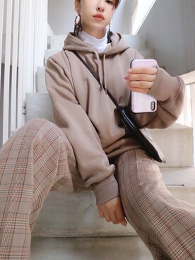 「DRWCYS（ドロシーズ）のアイテム（パンツ）」を使った、meeaさん（レディース・161cm）の秋コーディネート