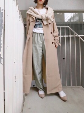 「サテンパンツ」｜「アイテム（トレンチコート）」を使った、meeaさん（レディース・161cm）の春コーディネート