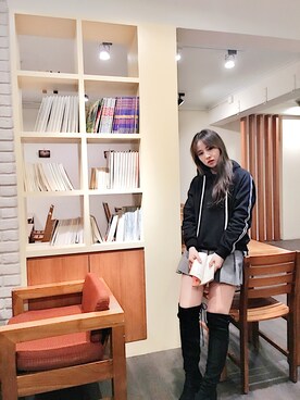 房雅淇さんのコーディネート