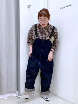 「ぽっちゃりコーデ」｜「アイテム（サロペット/オーバーオール）」を使った、たけちゃんさん（レディース・161cm）の春コーディネート