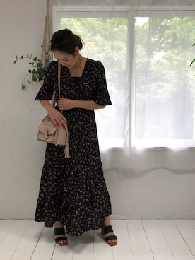 「fifth（フィフス）のアイテム（ワンピース/ドレス）」を使った、Edit Sheen_staff_yayoiさん（レディース・155cm）の夏コーディネート