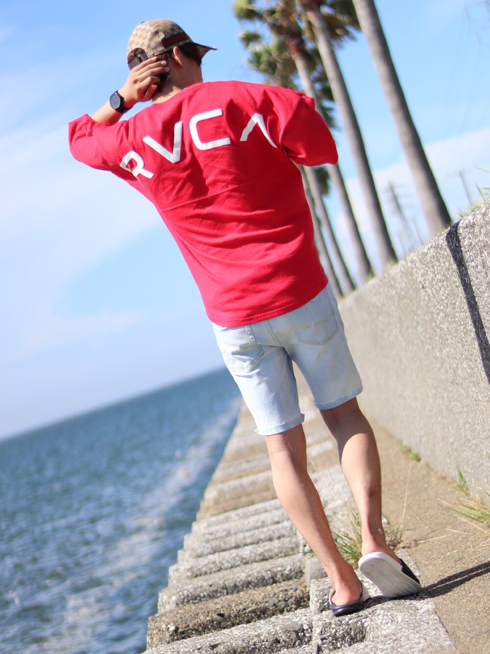 りょうさんの「▽WEB限定 RVCA/ルーカ ARCH RVCA ロゴ 半袖Tシャツ（RVCA）」を使ったコーディネート