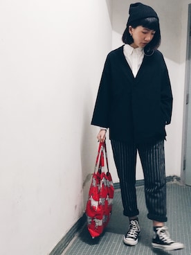 「PULL&BEAR（プルアンドベア）のアイテム（アクセサリー）」を使った、Yee Sing Fungさん（レディース・156cm）の冬コーディネート