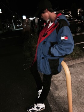 「TOMMY HILFIGER（トミーヒルフィガー）のアイテム（マウンテンパーカー）」を使った、kanataさん（メンズ・172cm）の春コーディネート