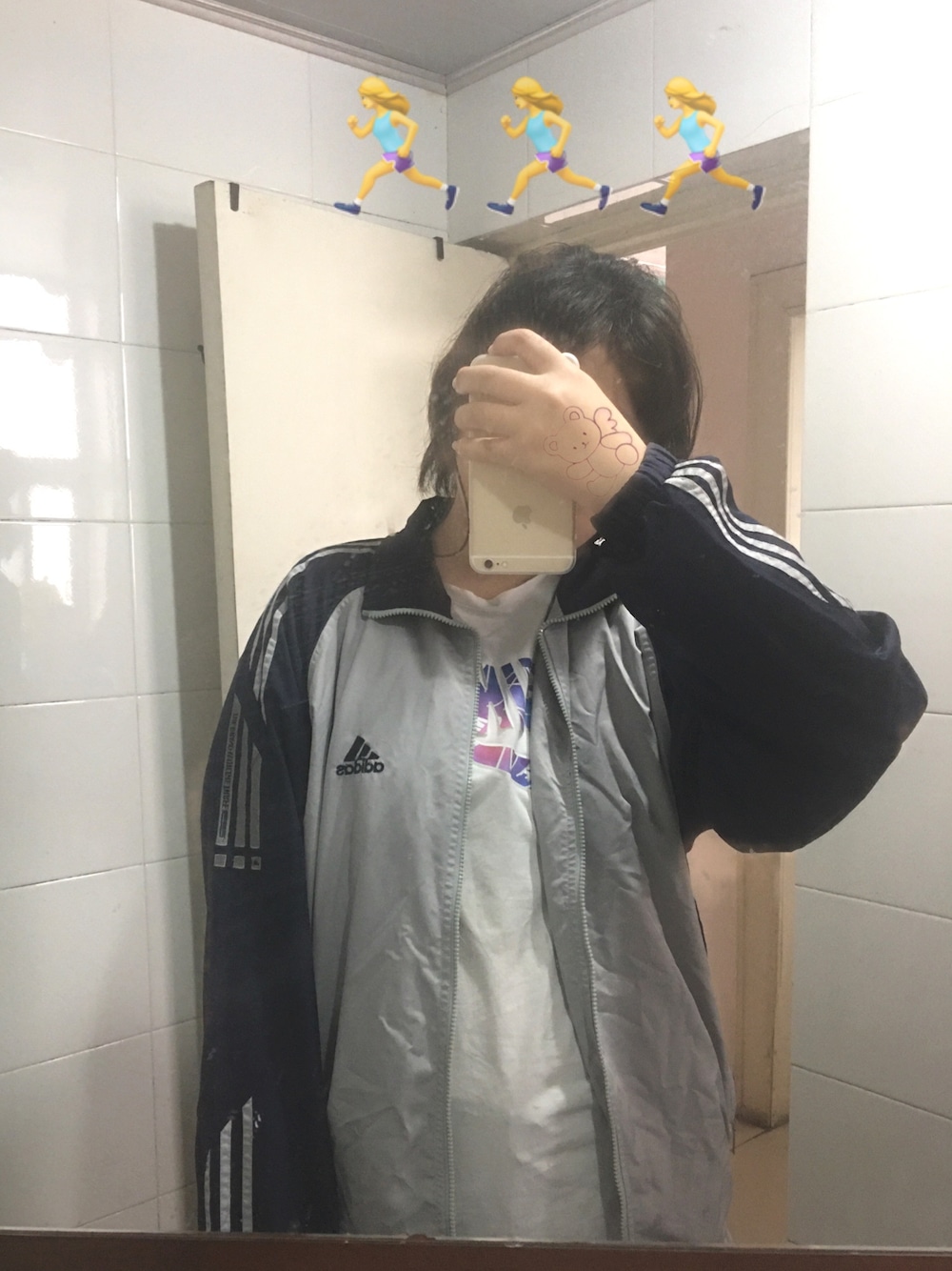「夏、跑步、运动搭配」｜「adidasのアイテム（スタジャン、その他）」を使った、🖇Elaineeee⛓さん（レディース・172cm）の春コーディネートの1枚目の写真