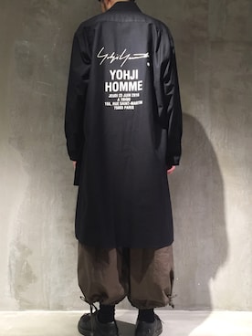 「Yohji Yamamoto（ヨウジヤマモト）のアイテム（パンツ）」を使った、河内 啓幸 さん（メンズ・174cm）の冬コーディネート