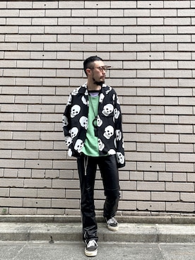 「KIKO KOSTADINOV（キコ コスタディノフ）のアイテム（トップス）」を使った、河内 啓幸 さん（メンズ・174cm）の春コーディネート